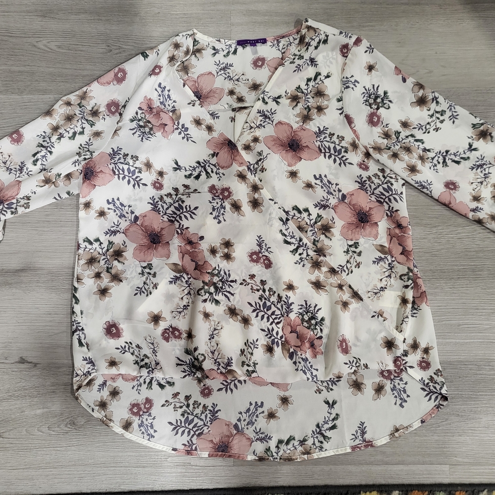 Floral V-Neck Blouse - Pink and White